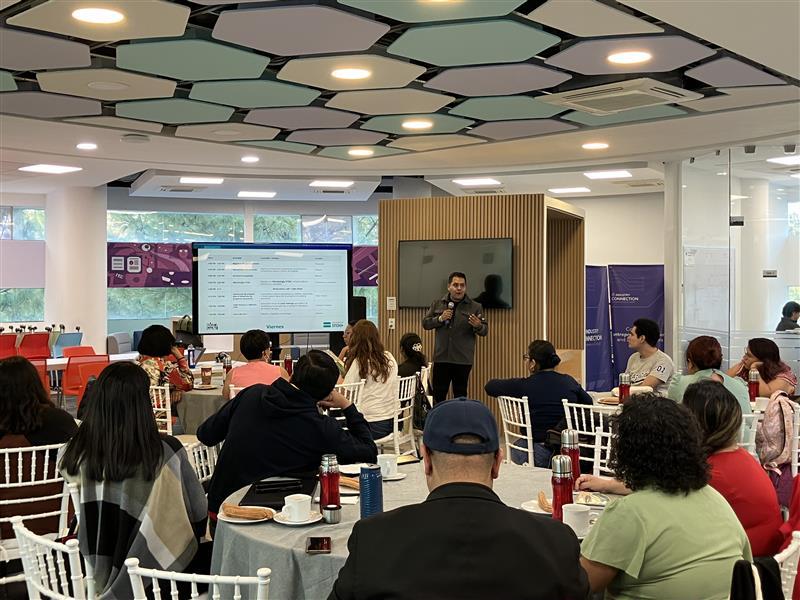 Volkswagen de México impulsa la educación STEM con capacitación docente en Puebla 